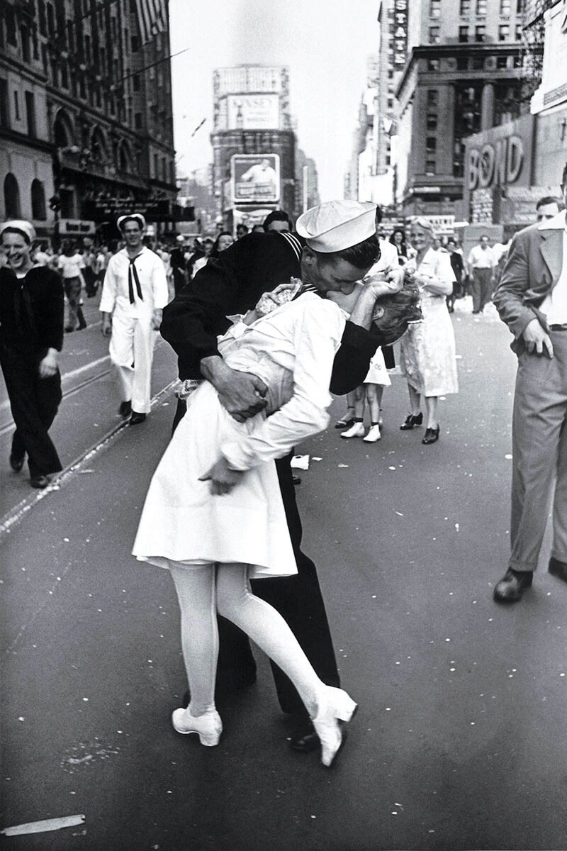 VJ Day in Times Square, New York City, 15 August 1945 &copy; Alfred Eisenstaedt pour Life