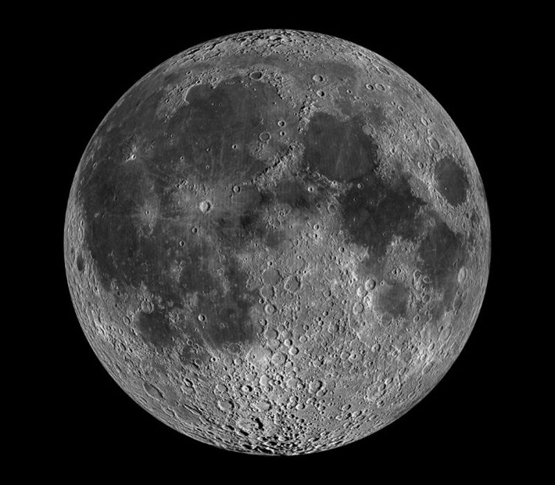 © Chasseurs de Nuits, Pleine Lune Par Lro, Yellow Korner